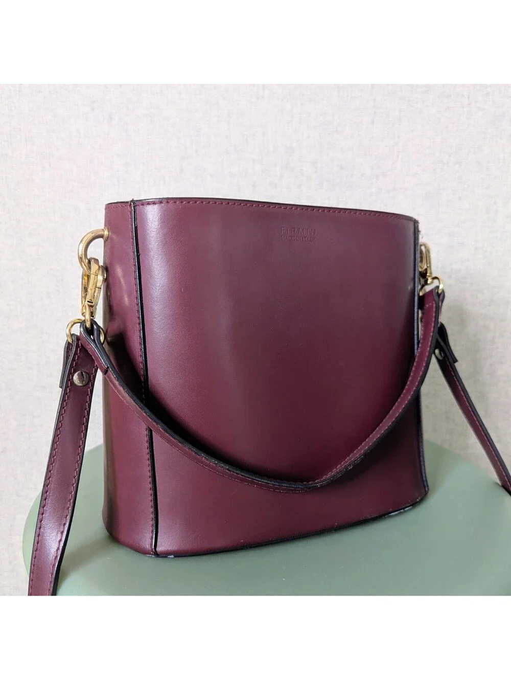 Firmin Made in Italy burgundy leather bucket bag